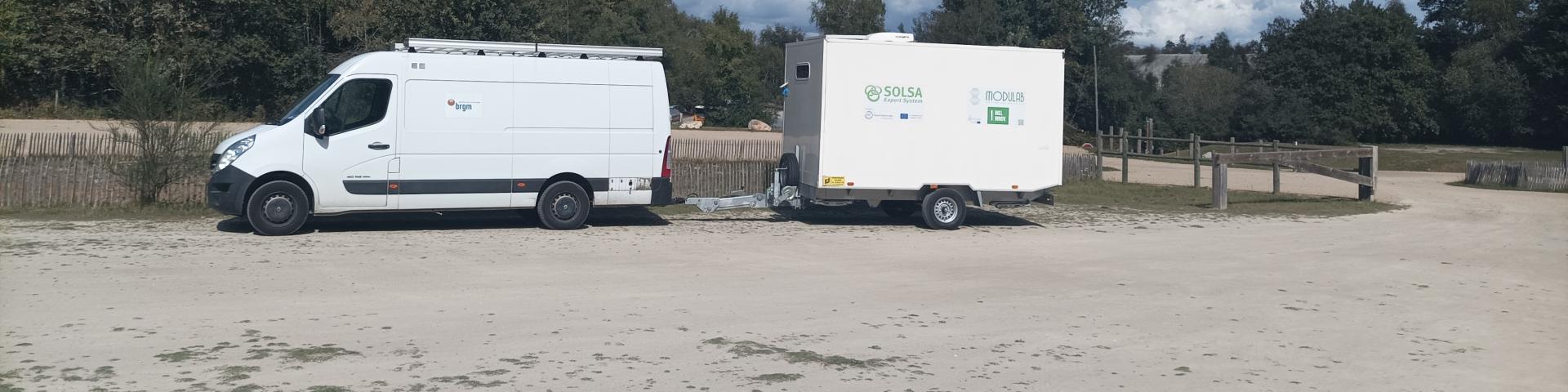 The Modulab arriving at the Abbaretz site for field analysis© BRGM – Sylvain Delchini SOLSA Expert System
