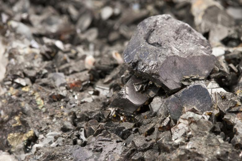 Rocky ore crystal